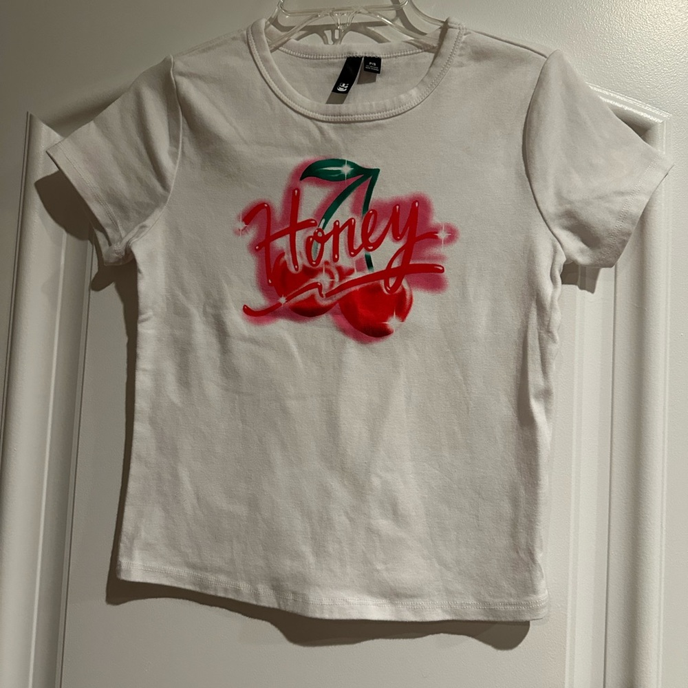 Garage White Baby T-shirt Airbrushed Look Cherry and Honey Design Size Small